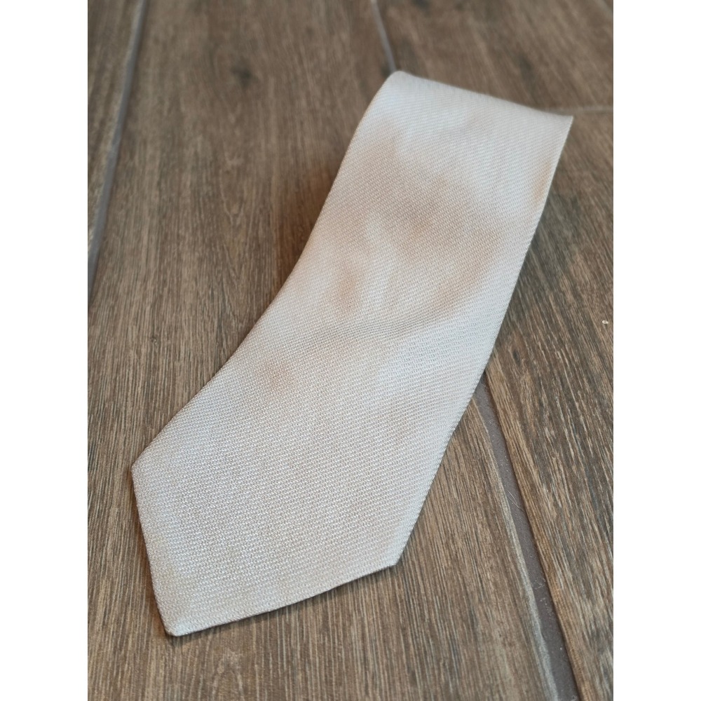 Emporio Armani Mens Silk Tie Silver Textured Made in Italy 3.75 Inch Designer